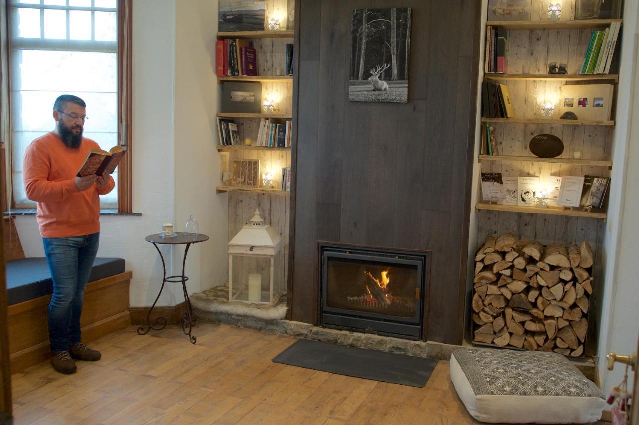 L'Ancienne Poste - Chambres D'Hotes Et Table De Degustation Marloie Dış mekan fotoğraf